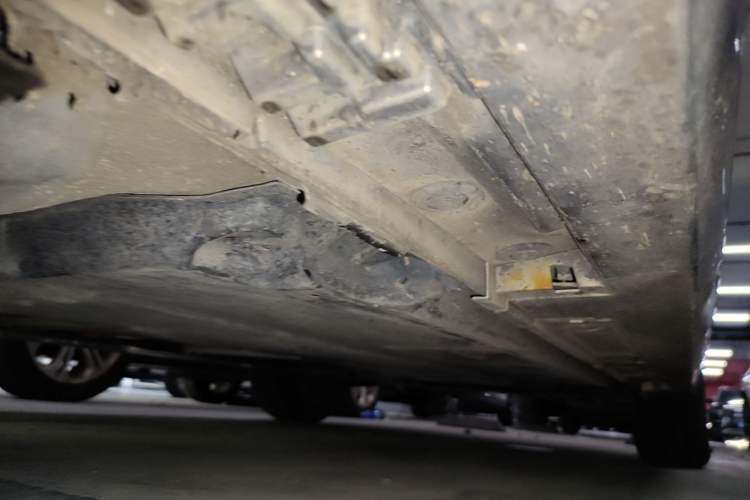 Used Toyota Corolla 2021 Dual-Motor 1.8L E-CVT Elite Edition Chassis Front Left