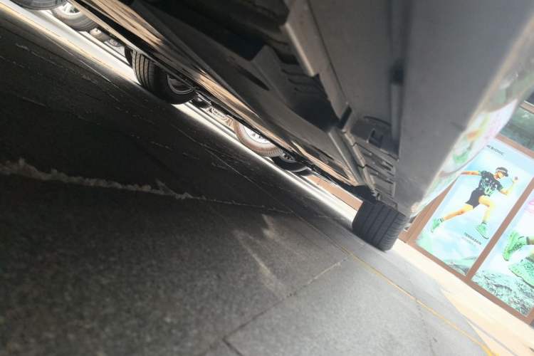 Used Toyota Corolla 2021 Dual-Motor 1.8L E-CVT Elite Edition Chassis Rear Right