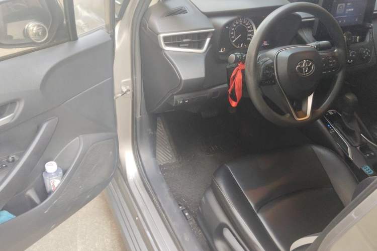 Used Toyota Corolla 2021 1.2T S-CVT Pioneer Edition Driver Seat
