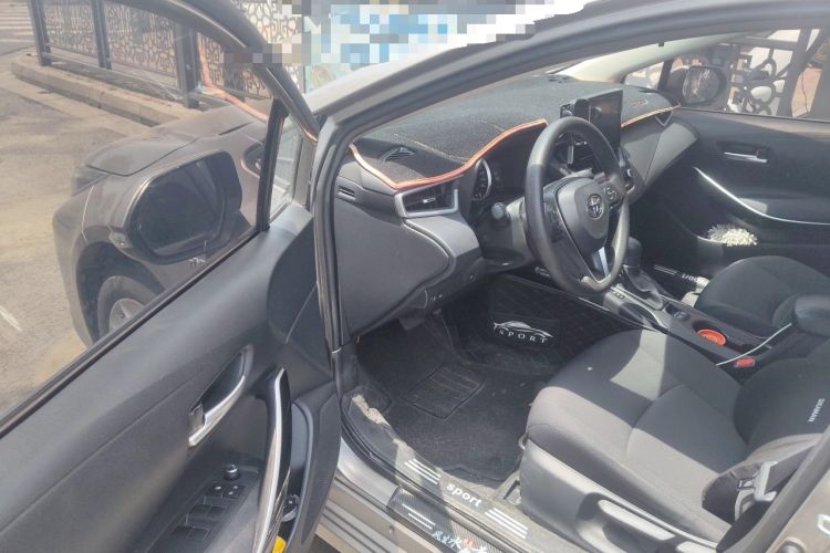 Used Toyota Corolla 2021 Dual-Motor 1.8L E-CVT Elite Edition Driver Seat