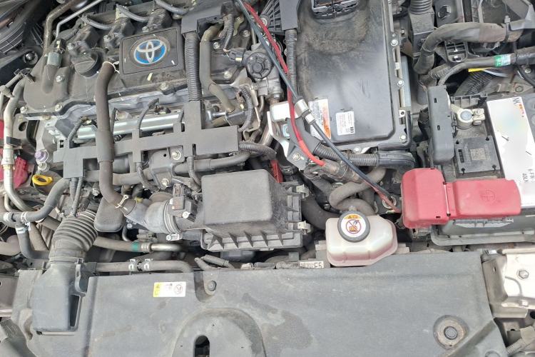 Used Toyota Corolla 2021 Dual-Motor 1.8L E-CVT Elite Edition Engine Bay