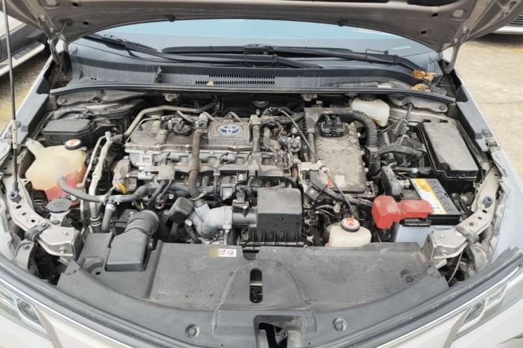 Used Toyota Corolla 2021 Dual-Motor 1.8L E-CVT Elite Edition Engine Bay