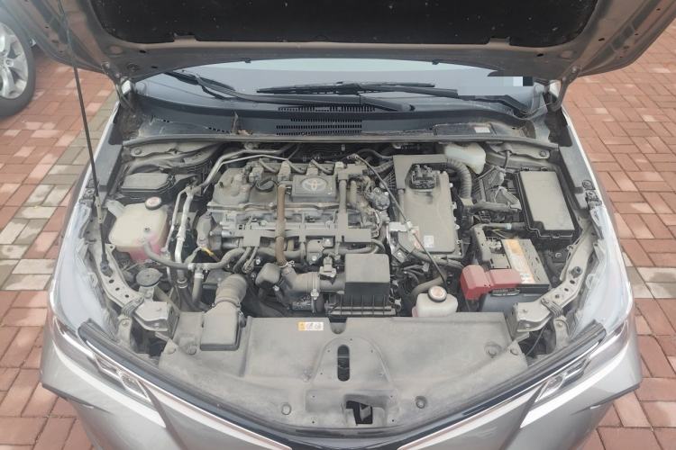 Used Toyota Corolla 2021 Dual-Motor 1.8L E-CVT Elite Edition Engine Bay