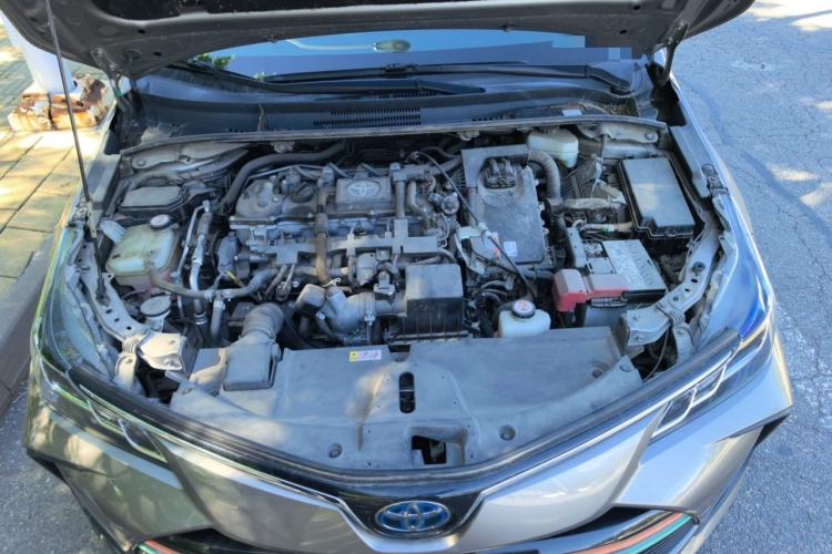 Used Toyota Corolla 2021 Dual-Motor 1.8L E-CVT Elite Edition Engine Bay