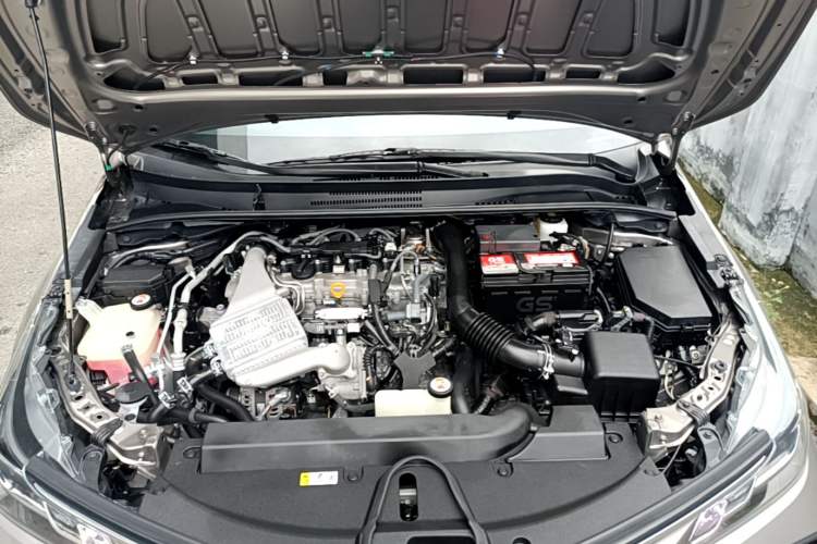 Used Toyota Corolla 2021 1.2T S-CVT Pioneer Edition Engine Bay