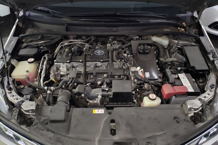 Used Toyota Corolla 2021 Dual-Motor 1.8L E-CVT Elite Edition Engine Bay