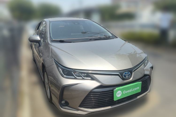 Used Toyota Corolla 2021 Dual-Motor 1.8L E-CVT Elite Edition Front Right 45 Deg