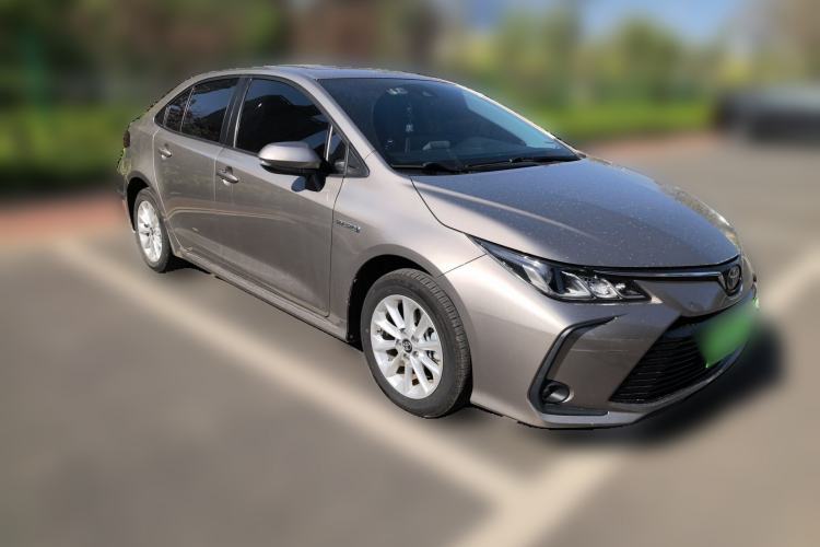 Used Toyota Corolla 2021 Dual-Motor 1.8L E-CVT Elite Edition Front Right 45 Deg
