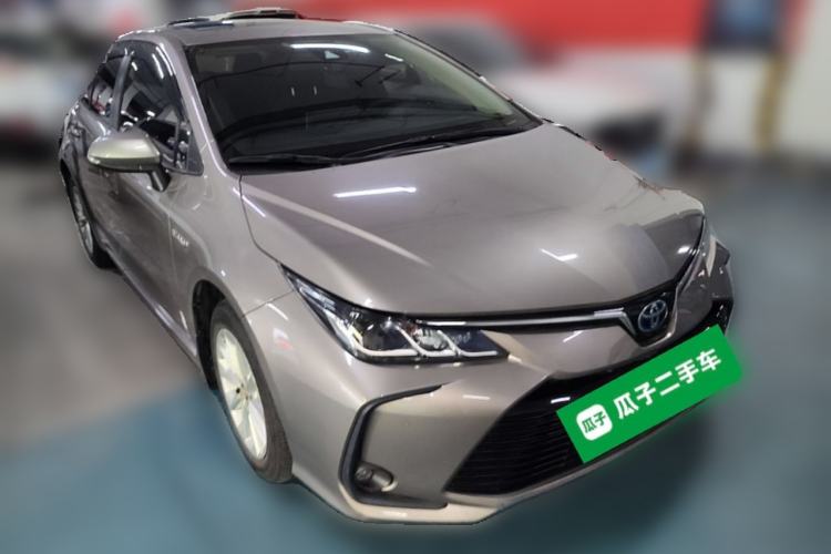 Used Toyota Corolla 2021 Dual-Motor 1.8L E-CVT Elite Edition Front Right 45 Deg