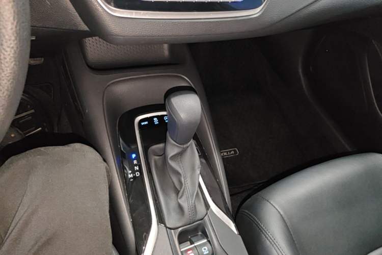 Used Toyota Corolla 2021 1.2T S-CVT Elite Edition Gear Lever