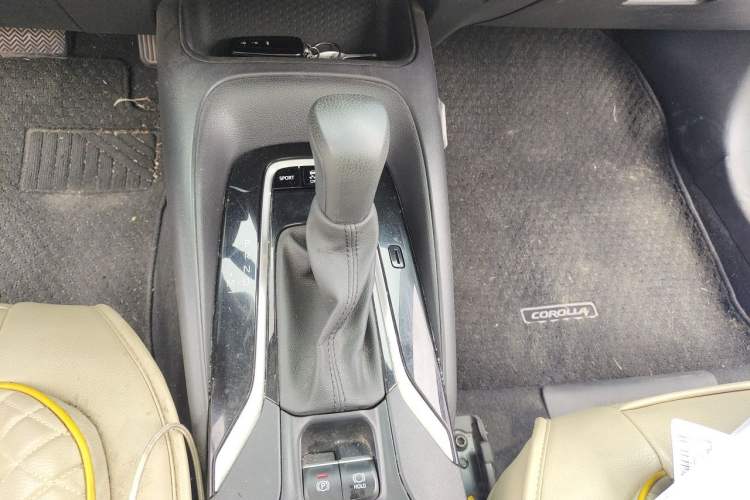 Used Toyota Corolla 2021 1.2T S-CVT Elite Edition Gear Lever