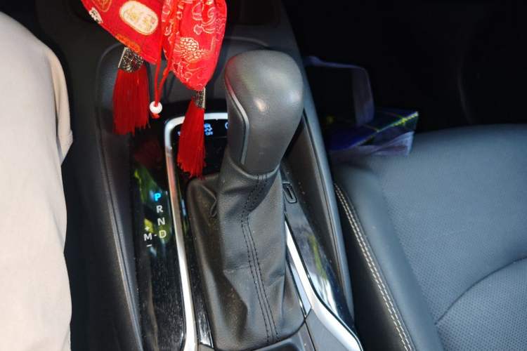 Used Toyota Corolla 2021 1.2T S-CVT Luxury Edition Gear Lever