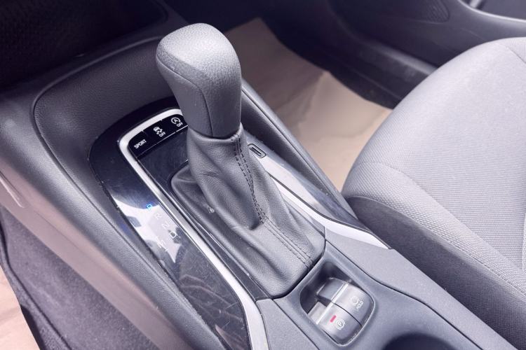 Used Toyota Corolla 2021 1.2T S-CVT Pioneer Edition Gear Lever