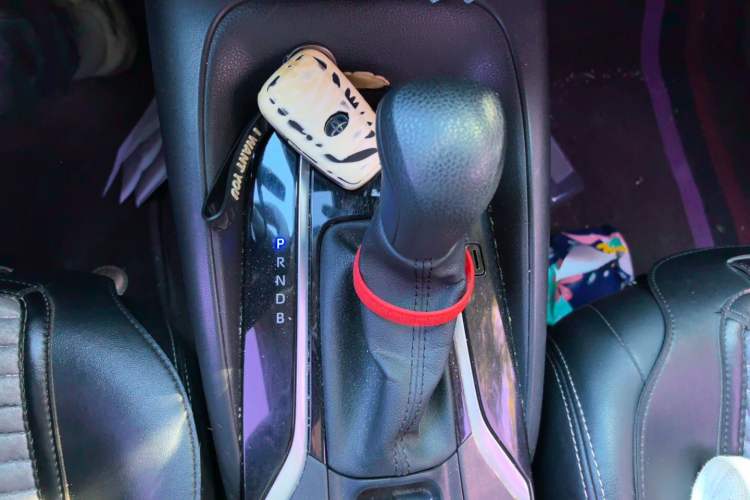 Used Toyota Corolla 2021 Dual-Motor 1.8L E-CVT Elite Edition Gear Lever