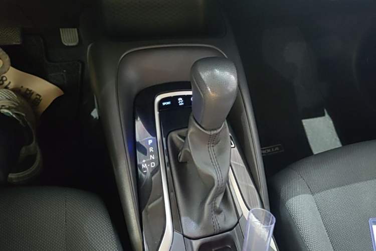 Used Toyota Corolla 2021 1.2T S-CVT Pioneer Edition Gear Lever