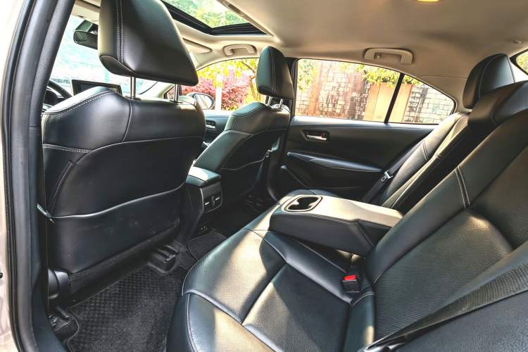 Used Toyota Corolla 2021 1.2T S-CVT Luxury Edition Interior 1
