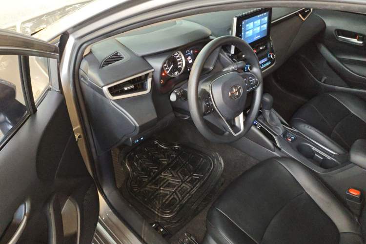 Used Toyota Corolla 2021 1.2T S-CVT Elite Edition Interior 3