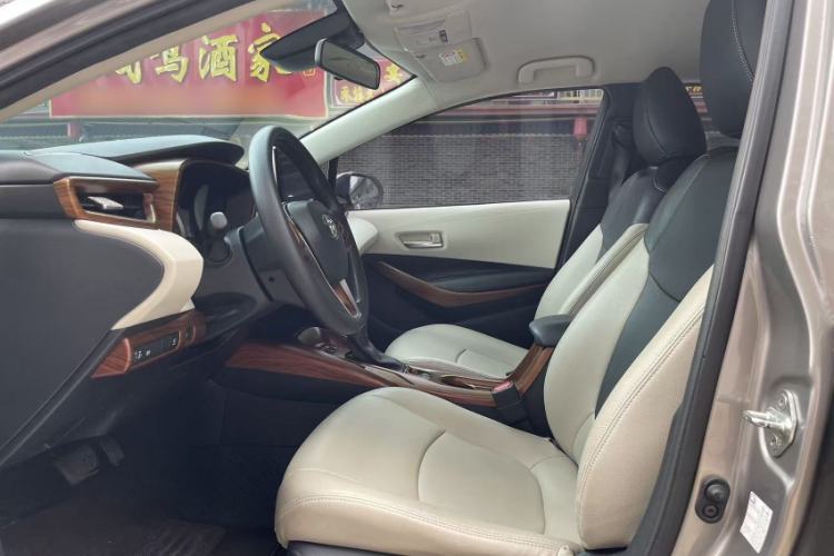 Used Toyota Corolla 2021 Dual-Engine 1.8L E-CVT Pioneer Edition Interior 3