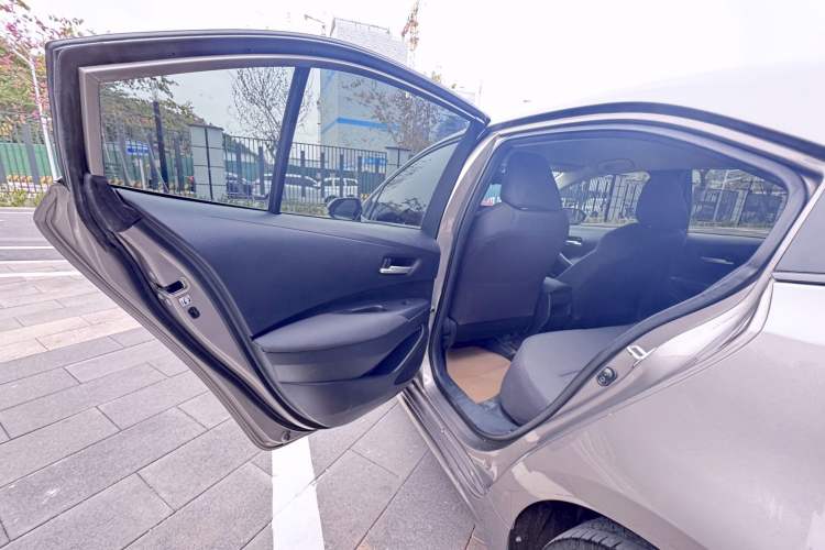 Used Toyota Corolla 2021 1.2T S-CVT Pioneer Edition Interior 8