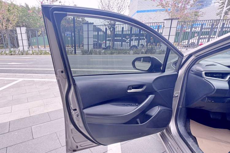 Used Toyota Corolla 2021 1.2T S-CVT Pioneer Edition Interior 9