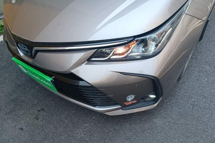 Used Toyota Corolla 2021 Dual-Motor 1.8L E-CVT Elite Edition Left Front Headlight