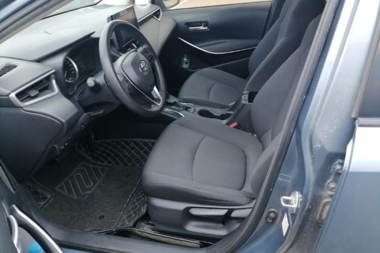Used Toyota Corolla 2021 Dual-Engine 1.8L E-CVT Pioneer Edition Left Front Seat