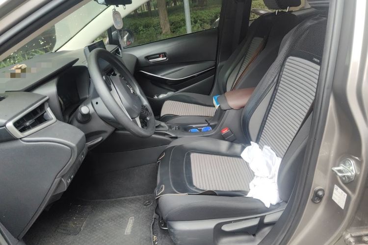 Used Toyota Corolla 2021 Dual-Engine 1.8L E-CVT Pioneer Edition Left Front Seat