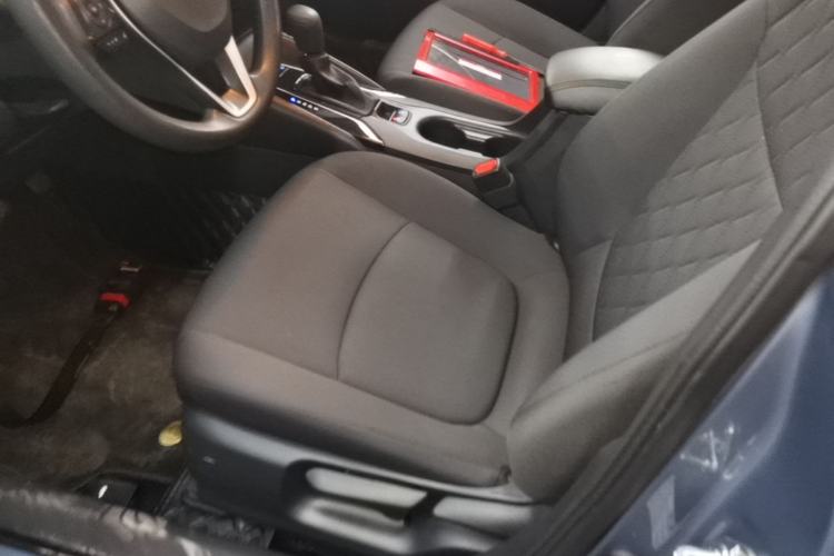 Used Toyota Corolla 2021 Dual-Motor 1.8L E-CVT Elite Edition Left Front Seat