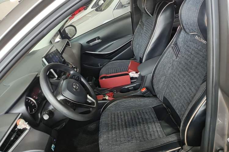 Used Toyota Corolla 2021 Dual-Engine 1.8L E-CVT Pioneer Edition Left Front Seat