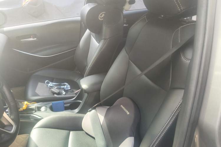 Used Toyota Corolla 2021 Dual-Motor 1.8L E-CVT Elite Edition Left Front Seat