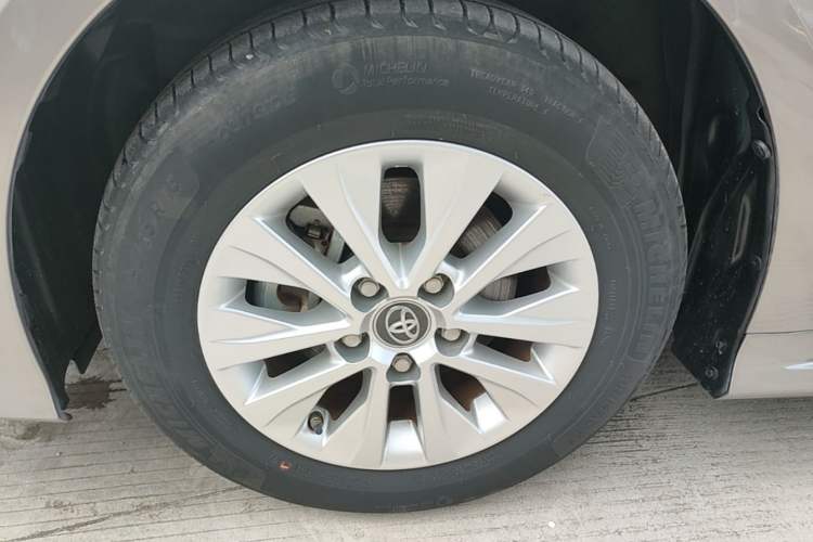 Used Toyota Corolla 2021 1.2T S-CVT Pioneer PLUS Edition Left Front Wheel Hub