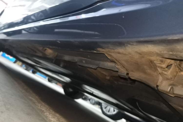 Used Toyota Corolla 2021 Dual-Motor 1.8L E-CVT Elite Edition Left Side Sill