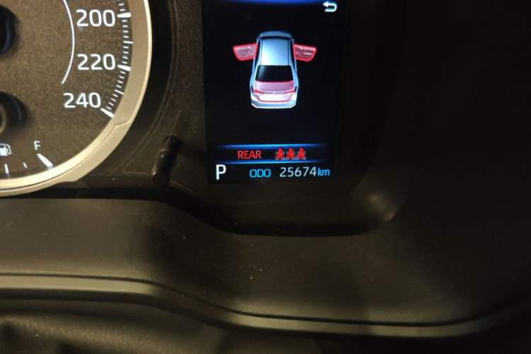 Used Toyota Corolla 2021 TNGA 1.5L CVT Elite Edition Odometer Close Up