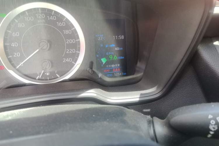 Used Toyota Corolla 2021 1.2T S-CVT Pioneer Edition Odometer Close Up