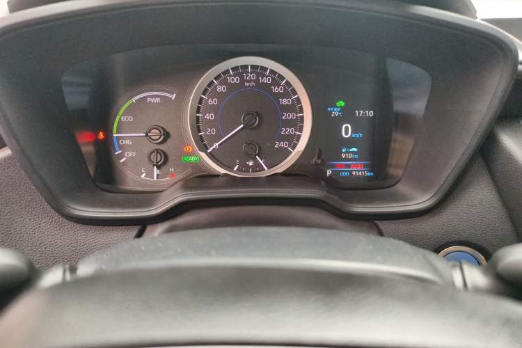Used Toyota Corolla 2021 Dual-Motor 1.8L E-CVT Elite Edition Odometer Close Up