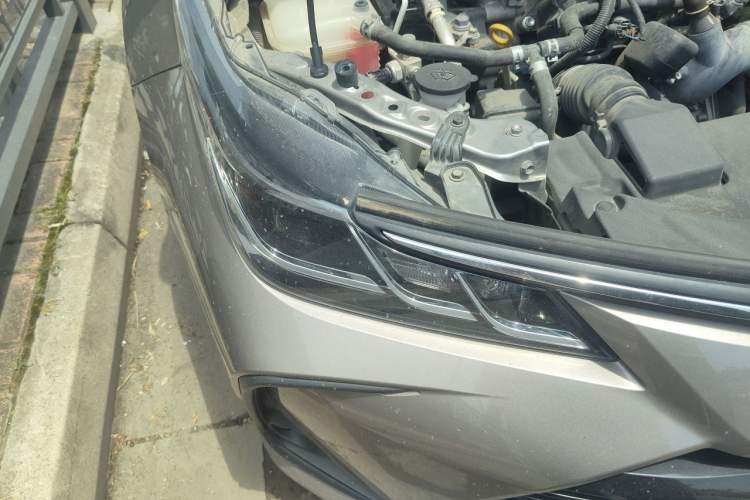 Used Toyota Corolla 2021 Dual-Motor 1.8L E-CVT Elite Edition Right Front Headlight