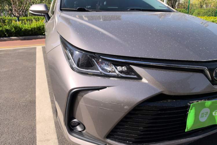 Used Toyota Corolla 2021 Dual-Motor 1.8L E-CVT Elite Edition Right Front Headlight