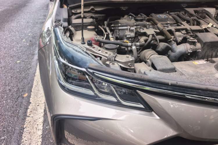 Used Toyota Corolla 2021 Dual-Motor 1.8L E-CVT Elite Edition Right Front Headlight