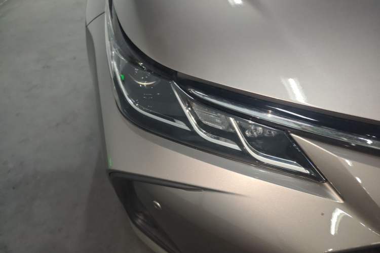 Used Toyota Corolla 2021 1.2T S-CVT Pioneer PLUS Edition Right Front Headlight