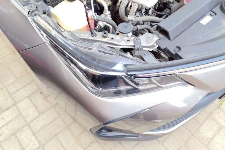 Used Toyota Corolla 2021 1.2T S-CVT Pioneer Edition Right Front Headlight