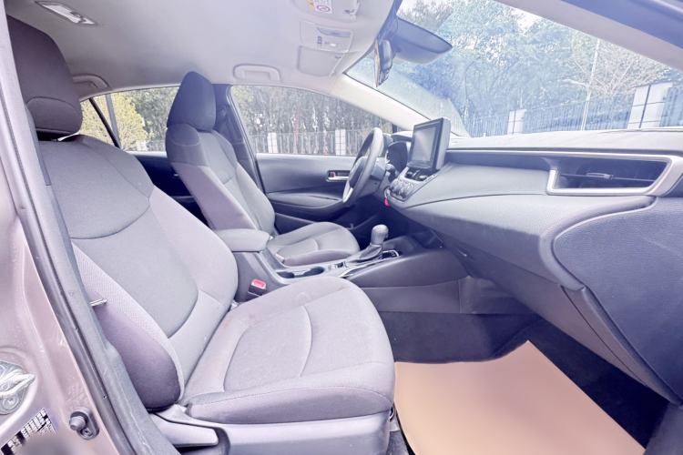 Used Toyota Corolla 2021 1.2T S-CVT Pioneer Edition Right Front Seat