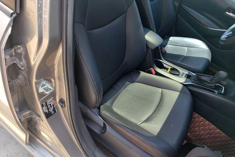 Used Toyota Corolla 2021 1.2T S-CVT Elite PLUS Edition Right Front Seat