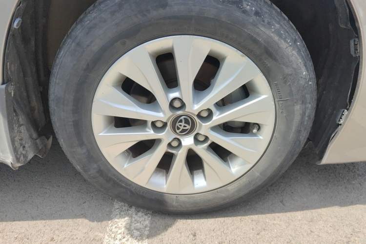 Used Toyota Corolla 2021 1.2T S-CVT Pioneer Edition Right Front Wheel Hub