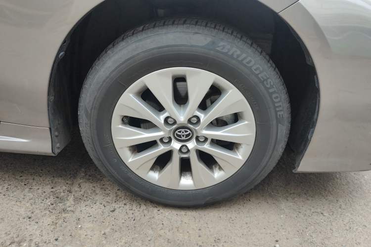 Used Toyota Corolla 2021 1.2T S-CVT Pioneer Edition Right Front Wheel Hub