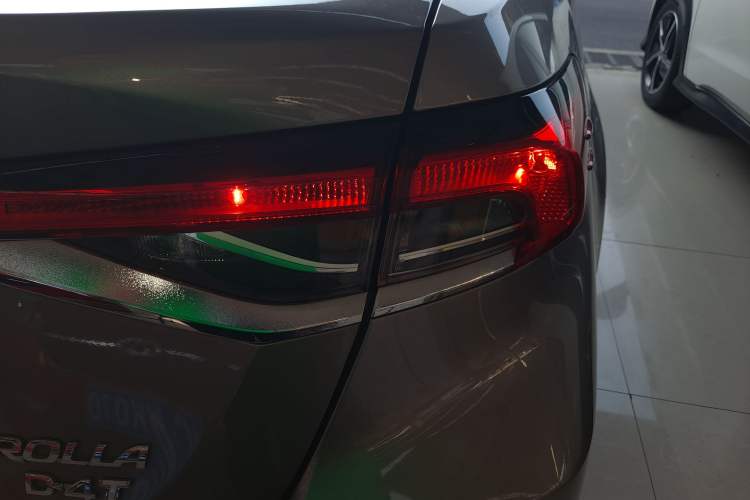 Used Toyota Corolla 2021 1.2T S-CVT Elite PLUS Edition Right Rear Taillight