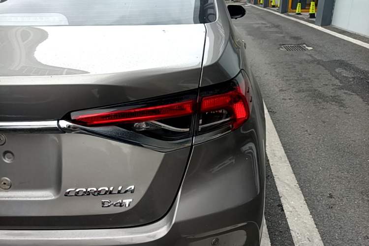Used Toyota Corolla 2021 1.2T S-CVT Pioneer Edition Right Rear Taillight
