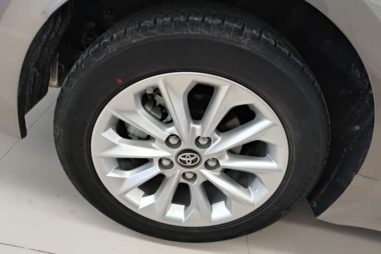 Used Toyota Corolla 2021 Dual-Motor 1.8L E-CVT Elite Edition Right Rear Wheel Hub