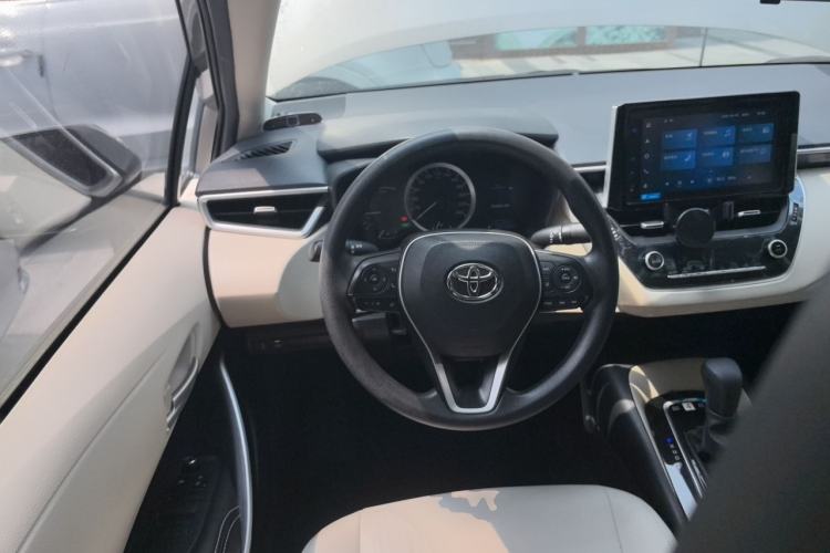 Used Toyota Corolla 2021 Dual-Motor 1.8L E-CVT Elite Edition Steering Wheel