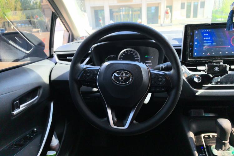 Used Toyota Corolla 2021 Dual-Motor 1.8L E-CVT Elite Edition Steering Wheel