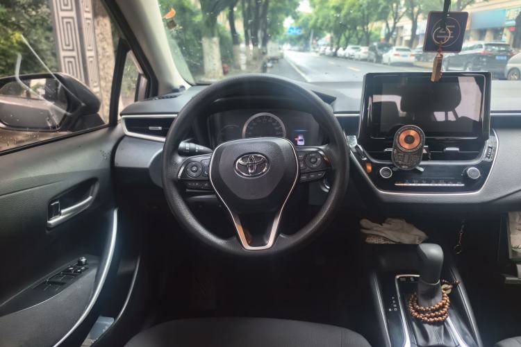 Used Toyota Corolla 2021 Dual-Motor 1.8L E-CVT Elite Edition Steering Wheel